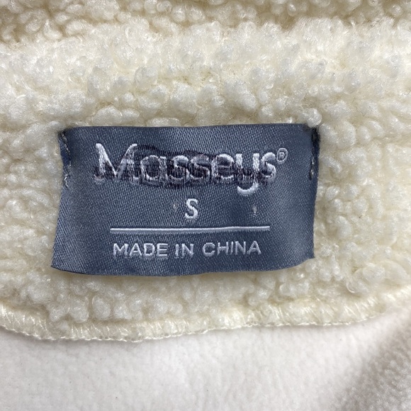 Masseys Cream Button Up Sherpa Jacket Size Small - Picture 7 of 10